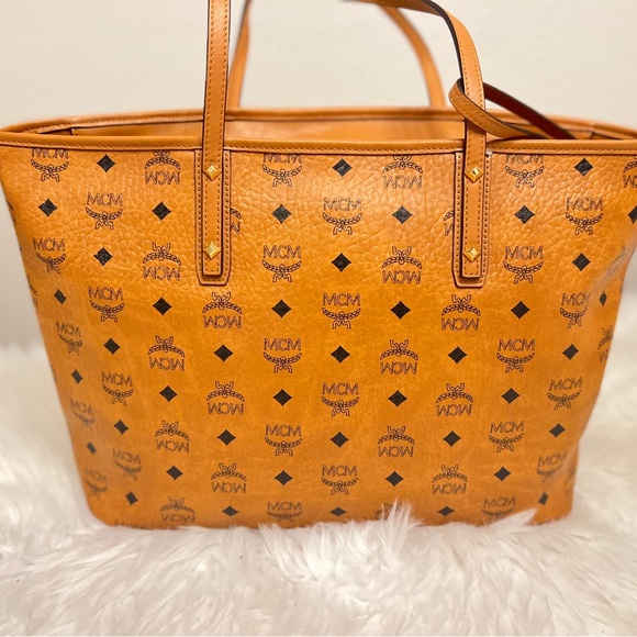 MCM Anya shopping tote - Picture 4 of 6